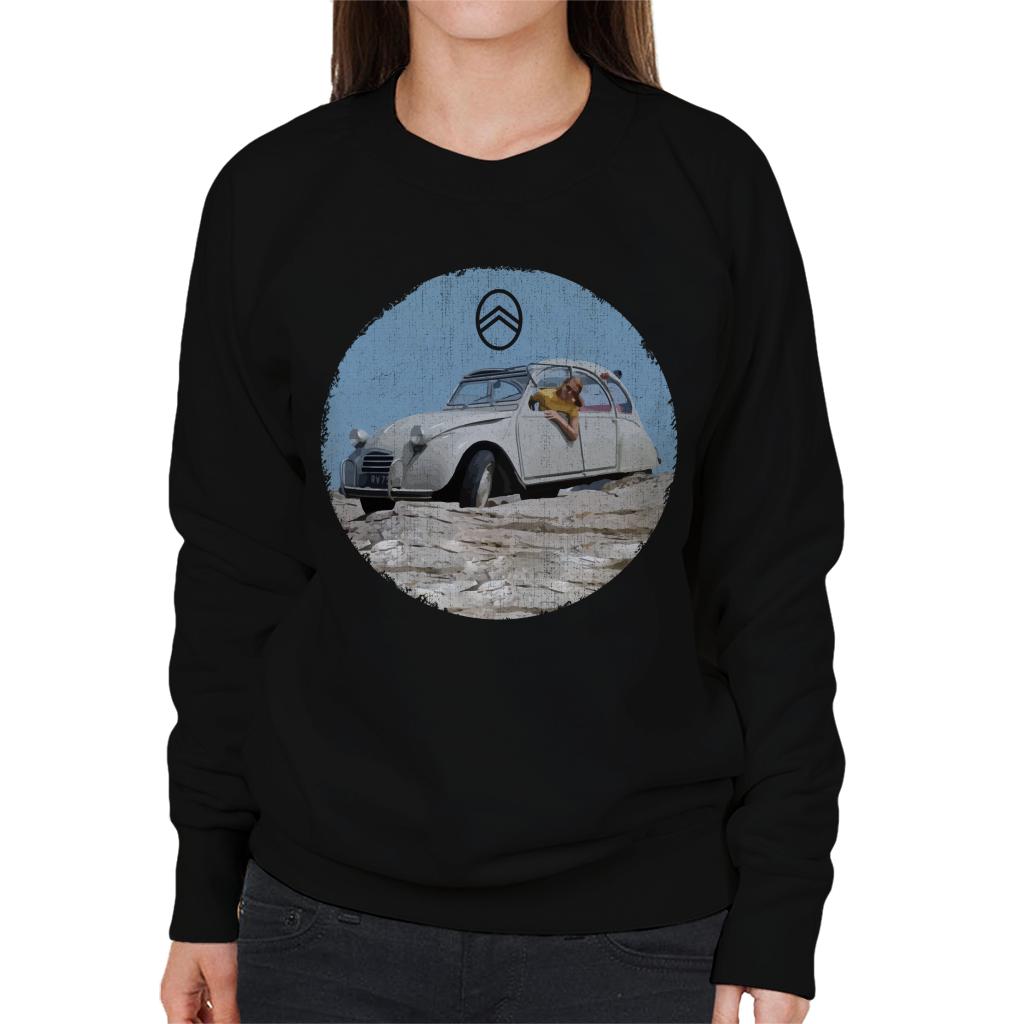 Citroën 2CV Vintage Photo Women's Sweatshirt product image 1