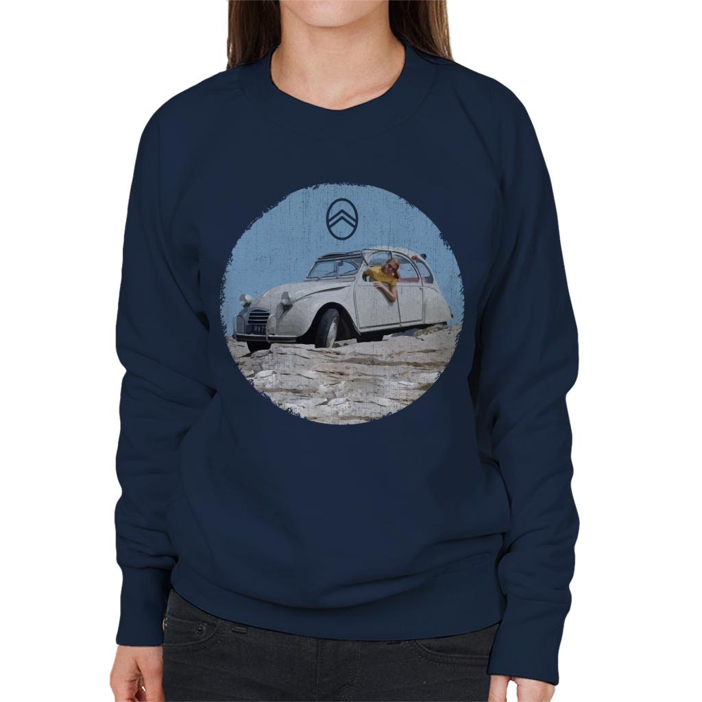 Citroën 2CV Vintage Photo Women's Sweatshirt product image 6